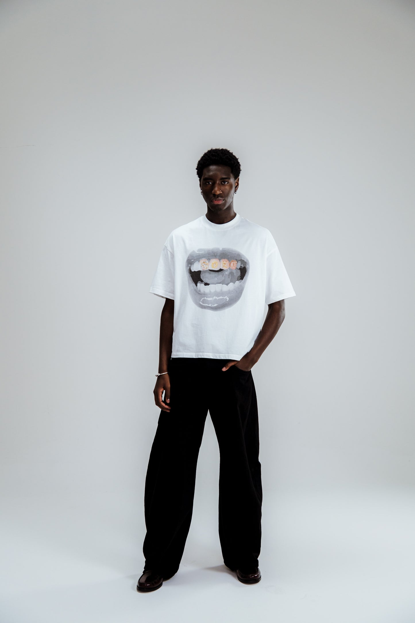 Soet - grill tee